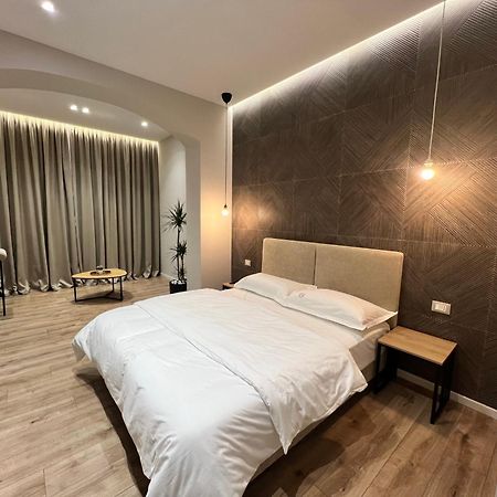 Enzo Rooms & Apartment Blloku Tirana Exteriér fotografie