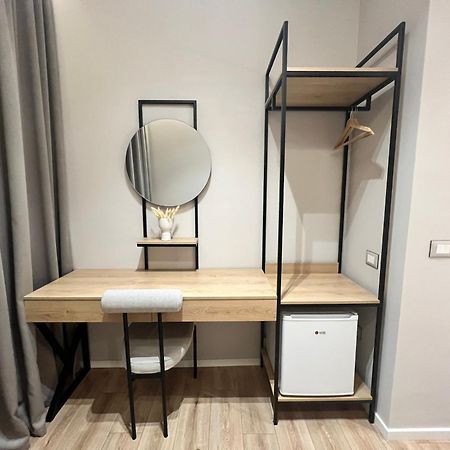 Enzo Rooms & Apartment Blloku Tirana Exteriér fotografie