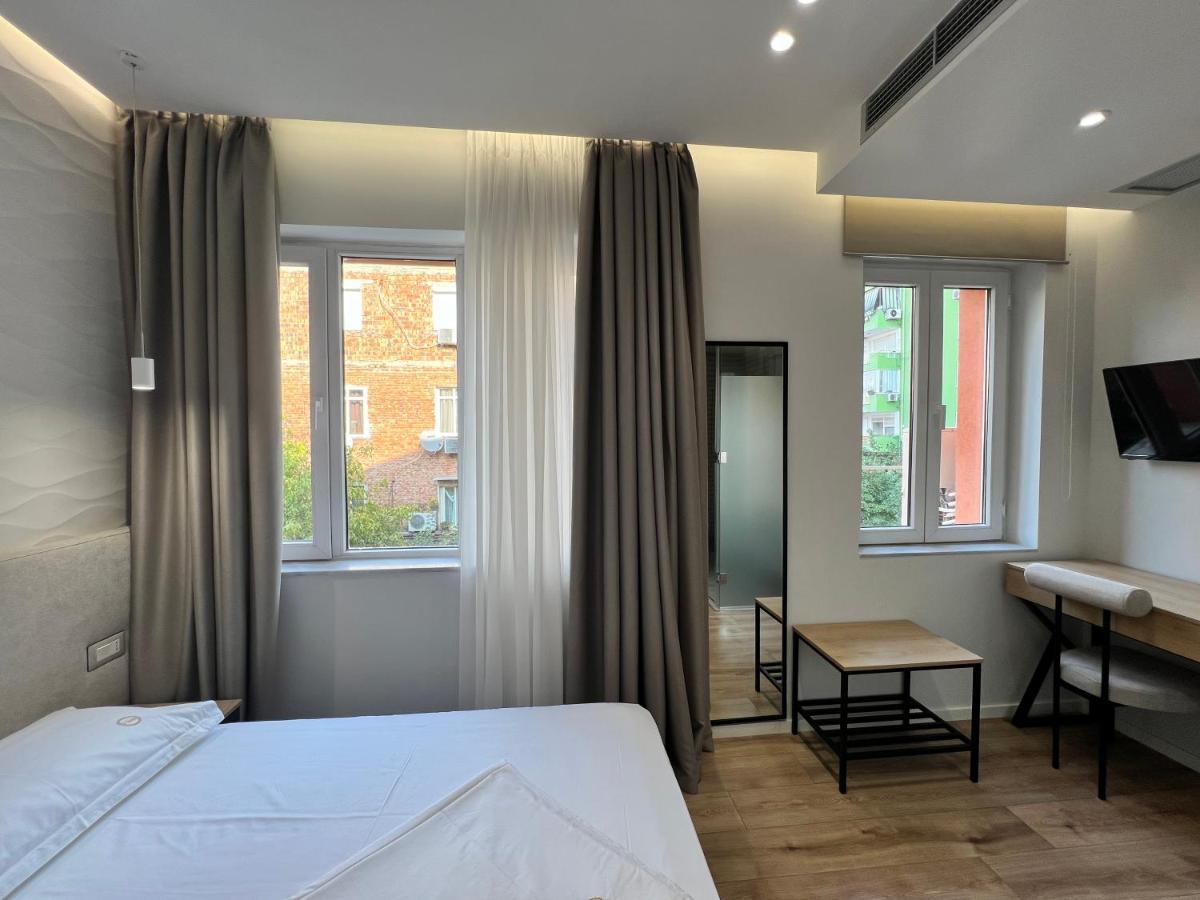 Enzo Rooms & Apartment Blloku Tirana Exteriér fotografie