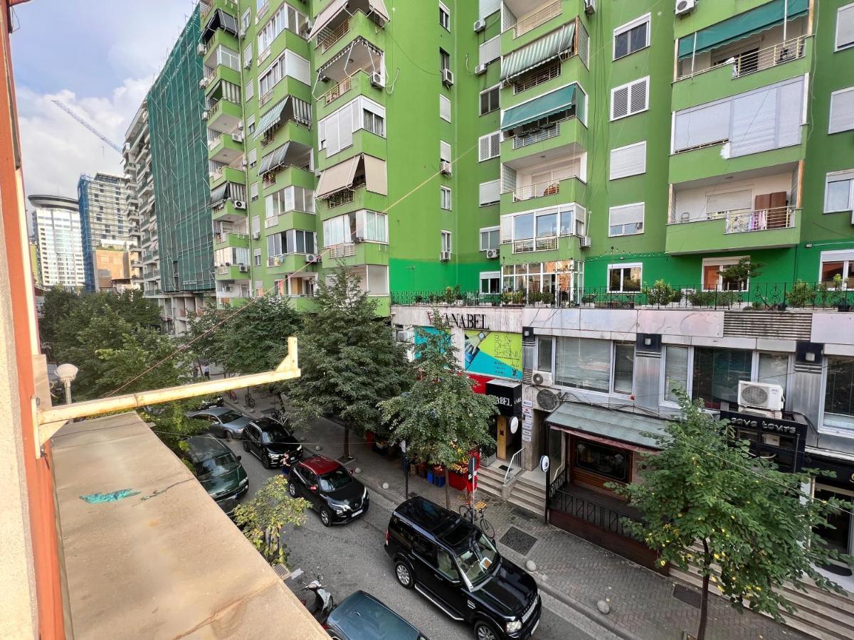 Enzo Rooms & Apartment Blloku Tirana Exteriér fotografie