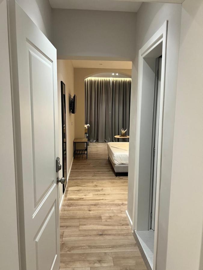 Enzo Rooms & Apartment Blloku Tirana Exteriér fotografie