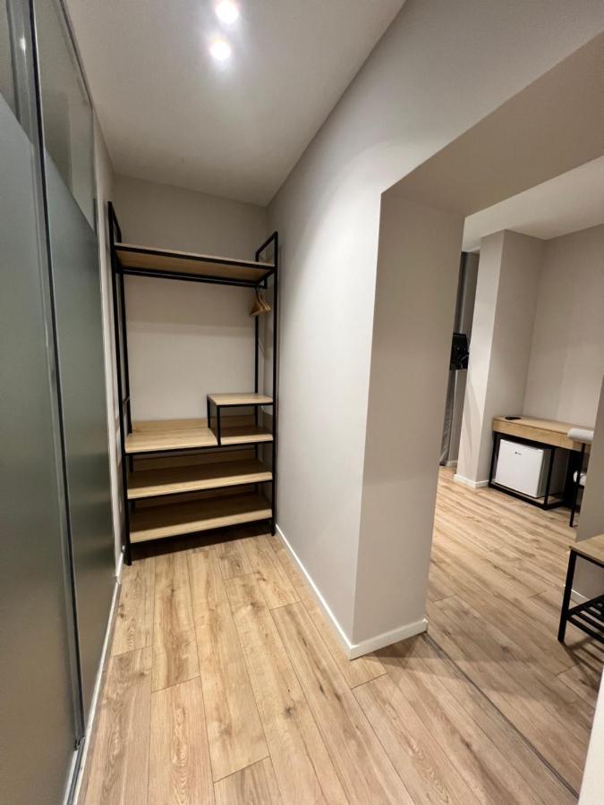 Enzo Rooms & Apartment Blloku Tirana Exteriér fotografie
